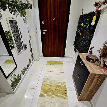 Boutique Dora Jungle Budva